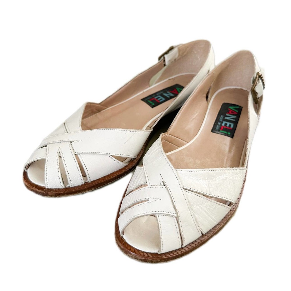 Vaneli Leather Sandals